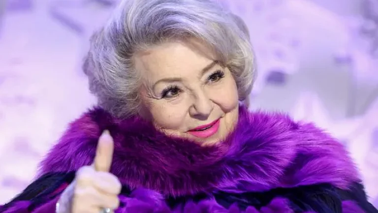 Тарасова не смогла сдержать слёз, комментируя возвращение Валиевой