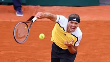 Беккер высказался о карьере Зверева и предложил изменить тренерский состав