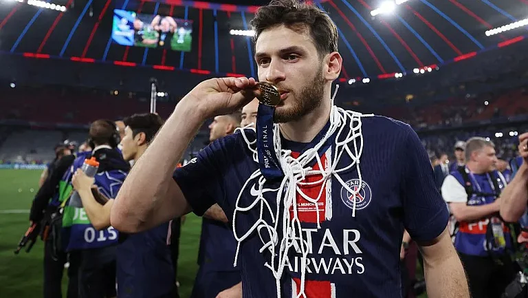 Саньоль: «Кварацхелия мог оказаться в Ницце до Наполи»