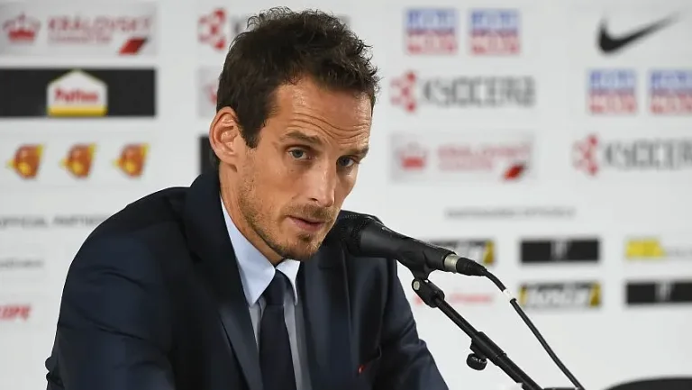 Фишер, Хартли, Типпетт — кто должен стать тренером «Локомотива»?