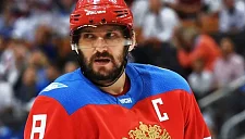 Третьяк поздравил Овечкина с 40-летием и рекордами в хоккее