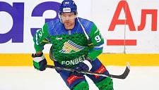 Евгений Кузнецов отдал голевую передачу в дебютном матче за «Салават Юлаев»