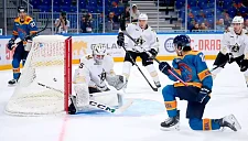 Во Владивостоке «Адмирал» разгромил «Шанхайских Драконов» со счётом 4:0