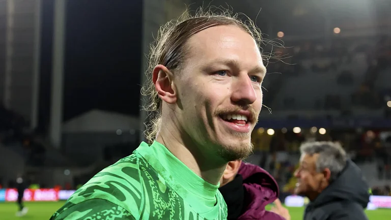 Радимов и Аршавин высказались о перспективах Сафонова в ПСЖ