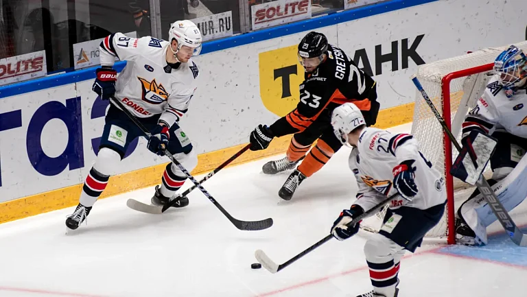 «Металлург» одержал седьмую победу подряд в КХЛ, обыграв «Амур»