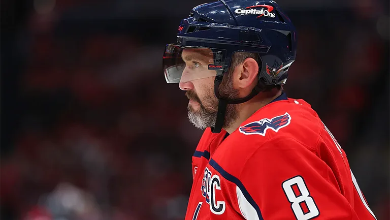 Губерниев назвал сроки возможного возвращения Овечкина в Россию