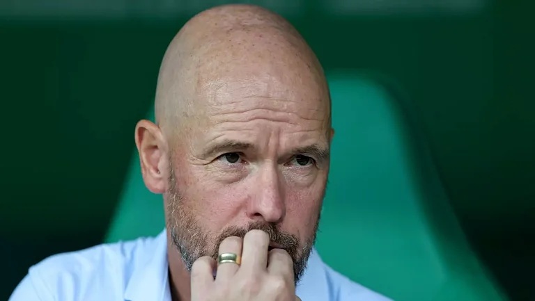 «Байер» надеется найти преемника Эрика тен Хага до вторника