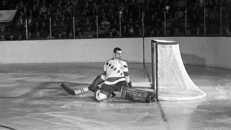 Умер Эдди Джакомин — легенда НХЛ и символ «Нью-Йорк Рейнджерс»
