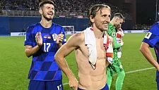 Игрок «Милана» Модрич поделился фотографией с празднования сорокалетия