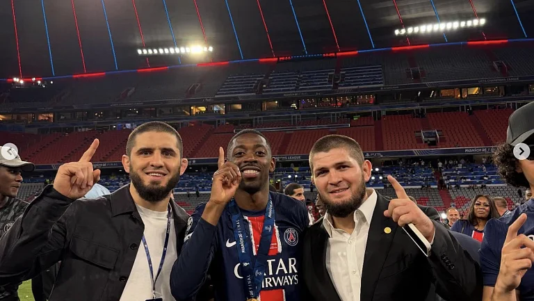 Нурмагомедов поздравил Дембеле с завоеванием «Золотого мяча»