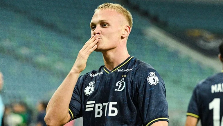 «Динамо» и «Крылья» назвали составы на матч Кубка России