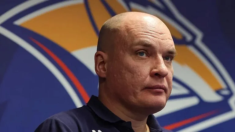 Ги Буше назвал игроков «Металлурга» маленькими — Разин дал резкий ответ