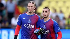 Болельщики ПСЖ требуют поставить в ворота Сафонова вместо Шевалье