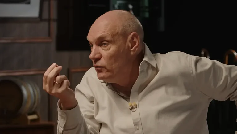 Александр Бубнов жёстко разнёс Дасаева за критику Сафонова в ПСЖ