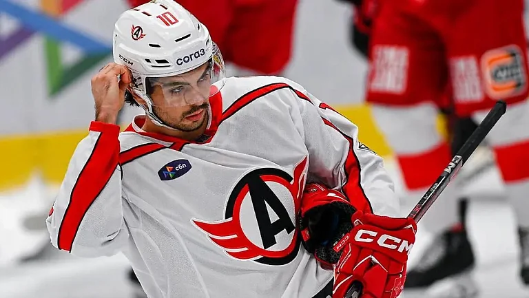 Источник: Владимир Кузнецов продолжит карьеру в «Куньлуне»