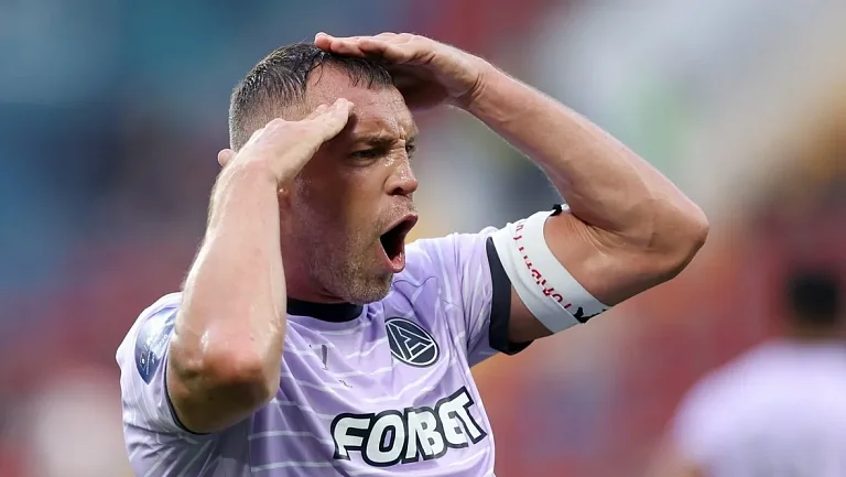 Дзюба провёл 456-й матч в РПЛ и повторил рекорд Семака