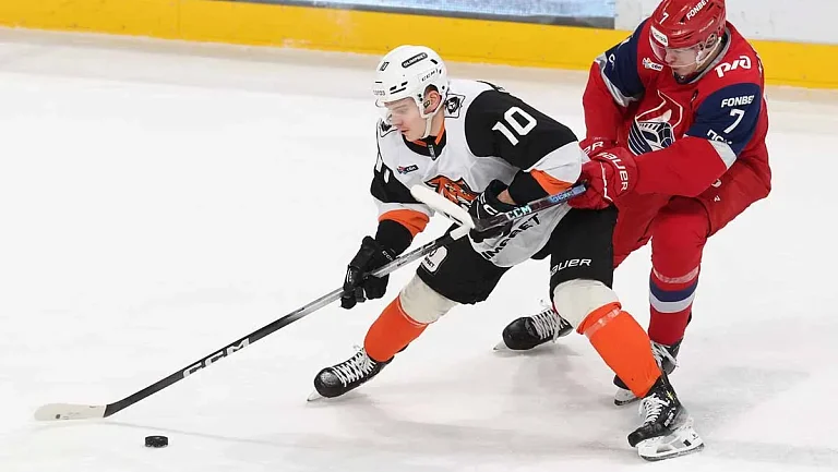 Гол Полунина помог «Локомотиву» обыграть «Амур» в Хабаровске