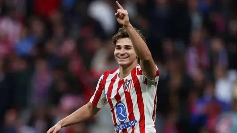 «Атлетико» разгромил «Севилью» 3:0 в матче 11-го тура Ла Лиги