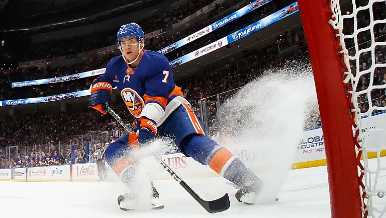 Российский форвард Цыплаков перешёл в «Нью-Джерси»