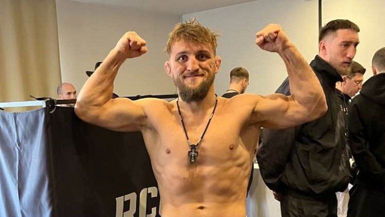 Ковалёв задушил Шлеменко в реванше и стал чемпионом RCC