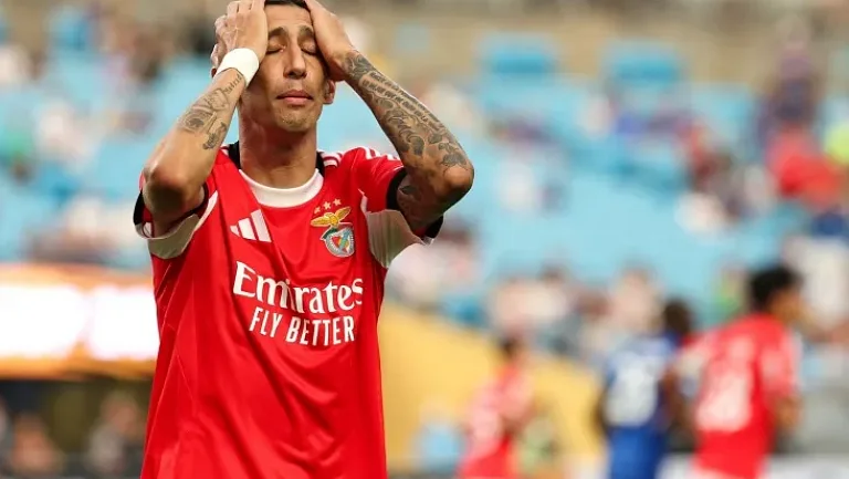 «Бенфика Б» уступила команде без вратаря