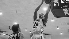 В США 20-летний баскетболист скончался после травмы, полученной во время матча