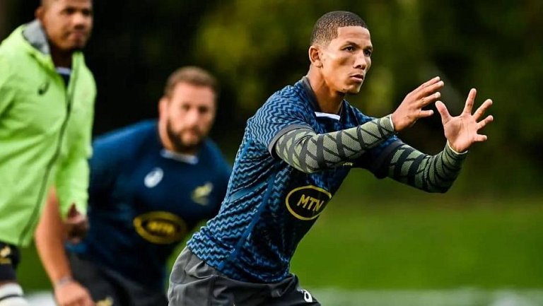 Мани Либбок переходит в японский «Ханадзоно»