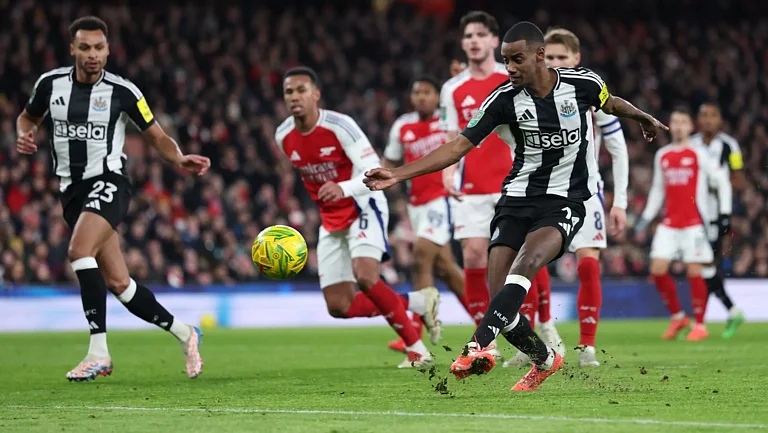 «Арсенал» сыграет с «Ньюкаслом» в предсезонном матче в Сингапуре