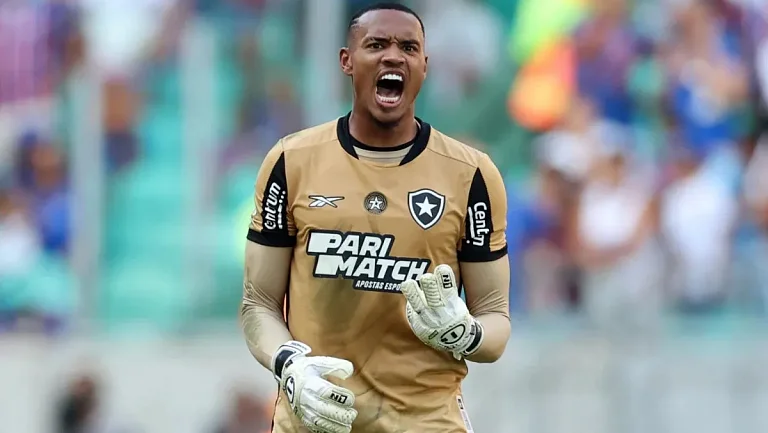 «Вест Хэм» почти подписал Джона из «Ботафого» за 10 миллионов евро