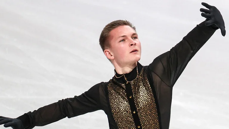 Приостановивший карьеру Коляда впервые стал отцом