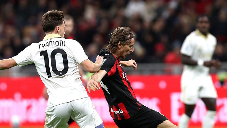 «Милан» в компенсированное время вырвал ничью в матче с «Пизой»