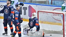 «Южный Урал» — «Торос»: осторожный хоккей с упором на результат