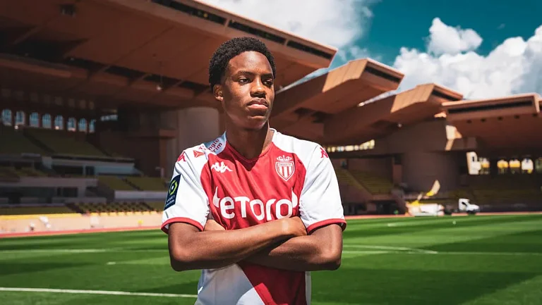 Люка Мишаль из «Монако» привлекает внимание клубов Лиги 1