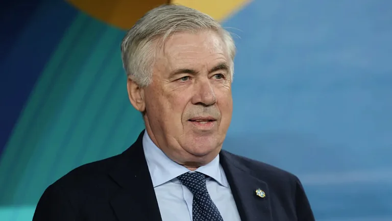 Анчелотти выбрал неожиданного кандидата в топ‑3 лучших тренеров года