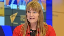 Журова: Украинцам остаётся только «блюрить» Сафонова на экране телевизоров