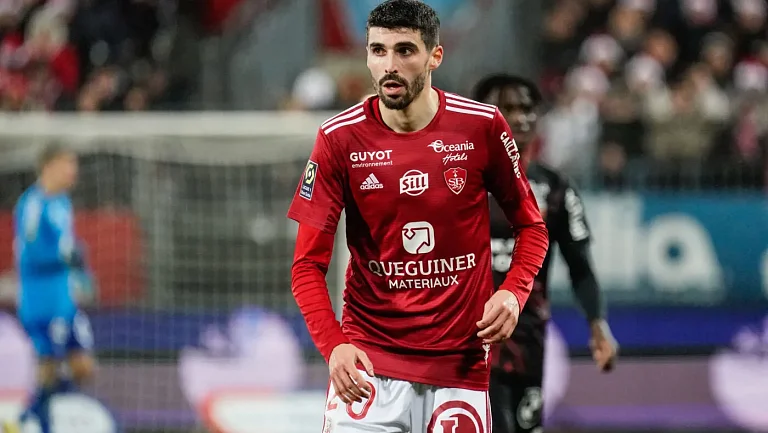 Пьер Ле-Мелу близок к переходу в «Париж» за 7 миллионов евро