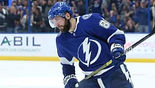 Никита Кучеров почти сравнялся с Могильным по очкам в НХЛ