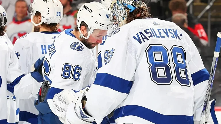 Российский вратарь «Тампы» Андрей Василевский признан третьей звездой дня в НХЛ