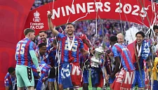 Как «Ноттингем Форест» пытается вытеснить «Кристал Пэлас» из Лиги Европы?