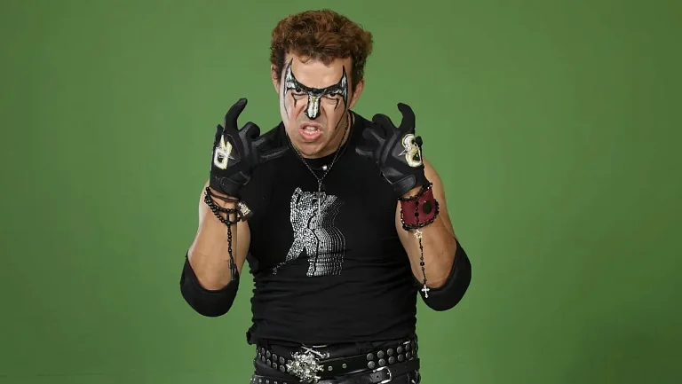 Матч Волосы против волос между Реем Буканеро и Эль Фелино