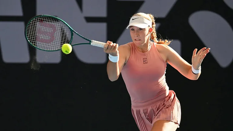 Мирра Андреева обыграла Носкову и вышла в четвертьфинал WTA в Брисбене
