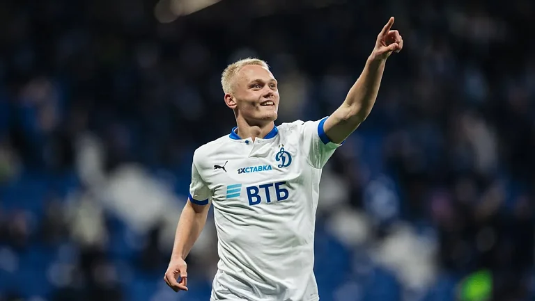 Скауты из «Боруссии» хотят лично посмотреть на игру форварда «Динамо» Тюкавина