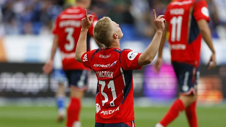 «Галатасарай» может подписать Кисляка из ЦСКА