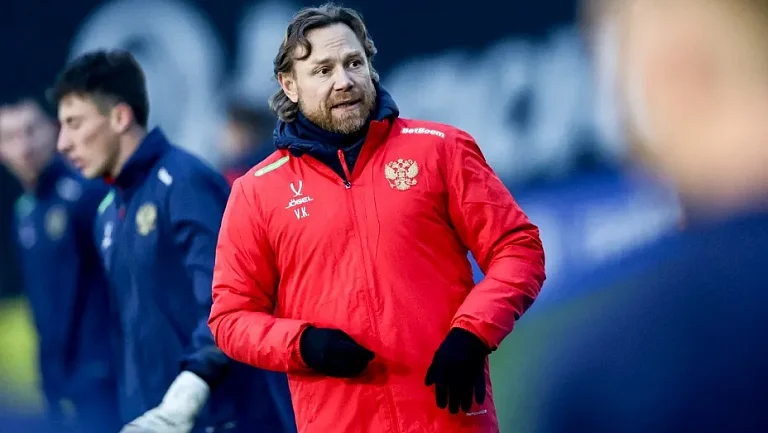 Карпин объявил о потерях в сборной России перед матчами с Перу и Чили