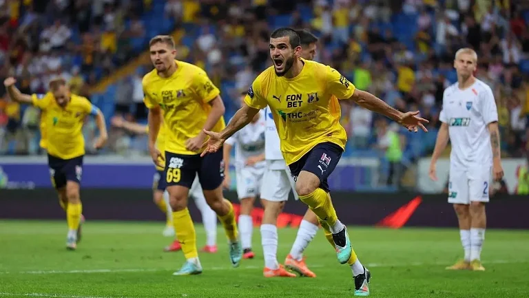 «Ростов» в большинстве одержал первую победу