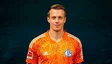 «Вердер» ведёт переговоры с вратарём Александром Шволовым
