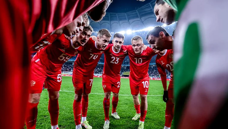 Сборная России не может вылететь из Волгограда в Москву