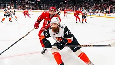 «Амур» разгромил «Автомобилист» и прервал серию из девяти поражений в КХЛ