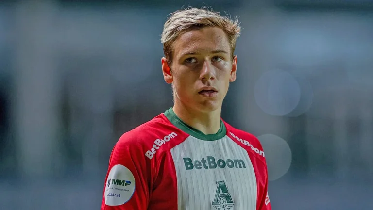 Тарасов считает Батракова лучшим молодым игроком России