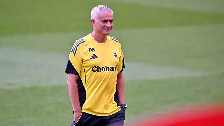 «Вест Хэм» ищет замену Поттеру, главным кандидатом стал Моуринью